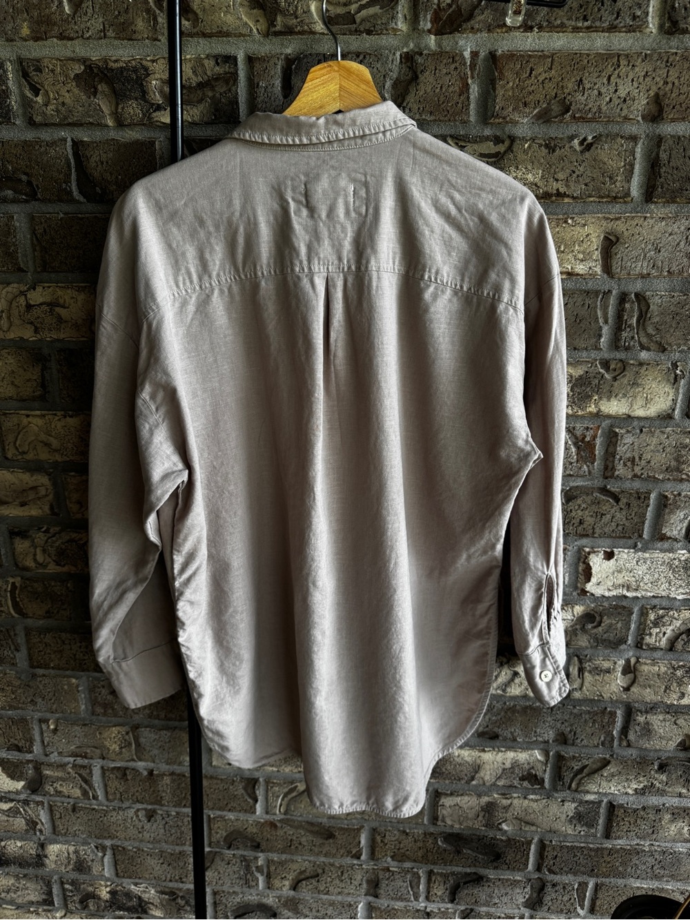 Maeve Bennett Button Down Linen Shirt Womens S Tan Long Sleeve Side Slits - Picture 8 of 12
